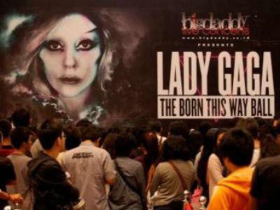 Penolakan Lady Gaga, Jadi Berita Dunia